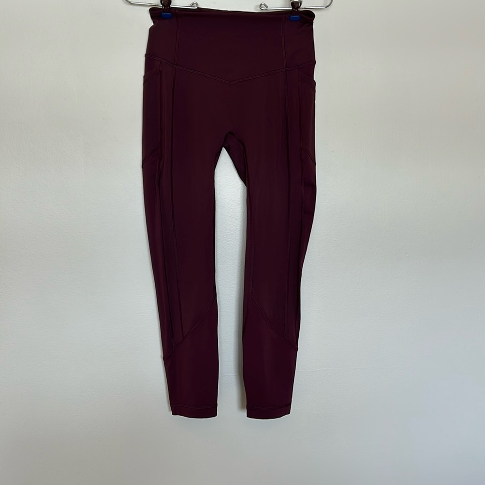 GARAGE SALE
Lululemon Leggings size 6